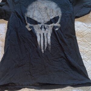 Black Skull Graphic T-Shirt